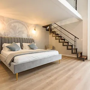 guest-house-121-luxury-apartments.hotels-amalfi.com/
